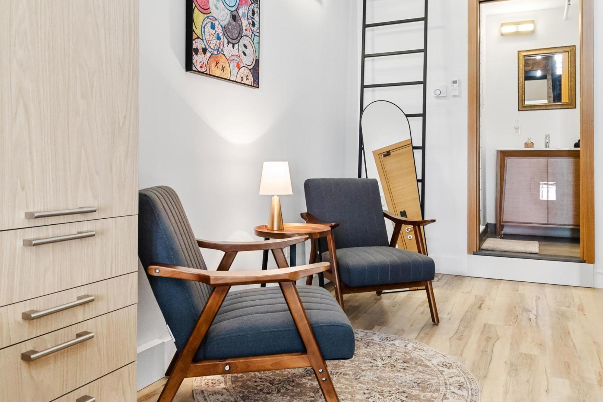 Beautiful Lofts In Downtown Homestay *
